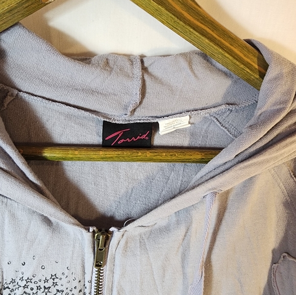 Torrid Zip Up Short Sleeve Hoodie Jacket Shirt Size 4 - Picture 2 of 8